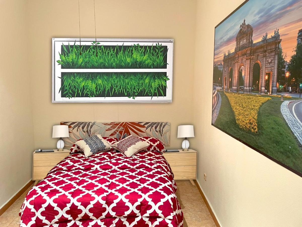 Sol Montera & Parking Tph Bed & Breakfast มาดริด ภายนอก รูปภาพ