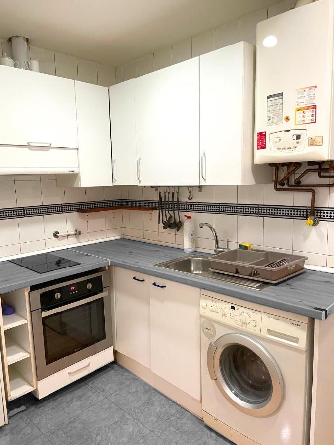 Sol Montera & Parking Tph Bed & Breakfast มาดริด ภายนอก รูปภาพ